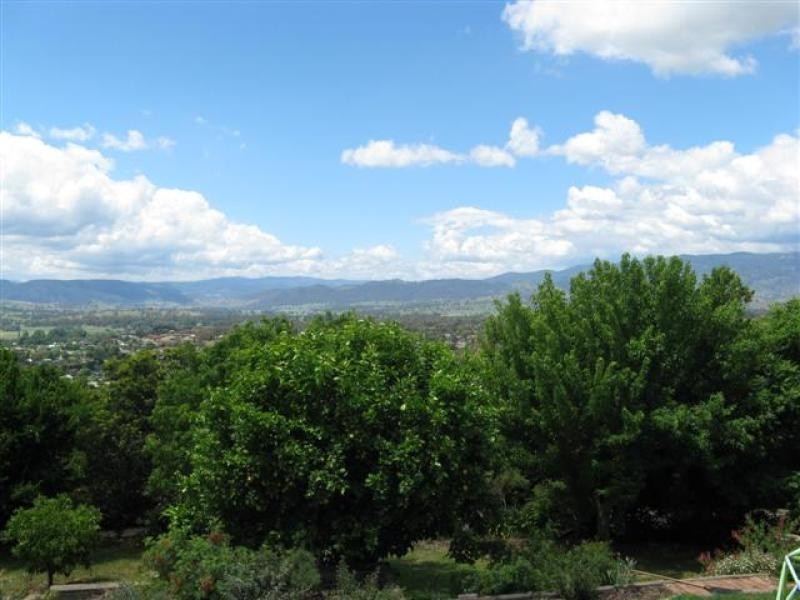 133 Dalhunty Street, Tumut NSW 2720