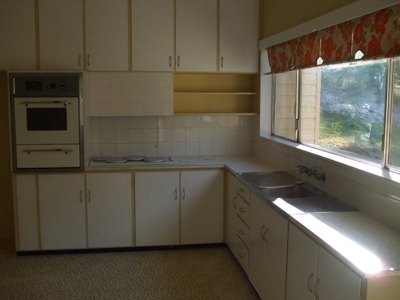 8 Eurabbie Street, Batlow NSW 2730