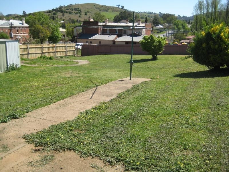 44 Lockhart Street, Adelong NSW 2729