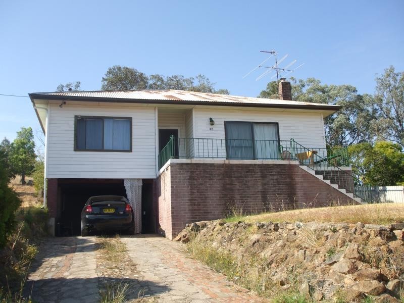 48 Clarke Street, Tumut NSW 2720