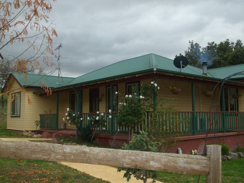 32 Quartz Street, Adelong NSW 2729