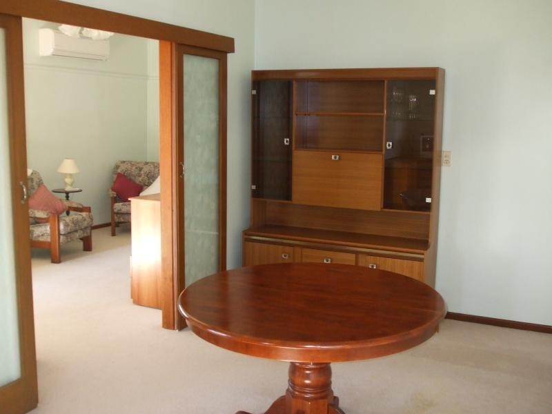 5 Charles Street, Tumut NSW 2720