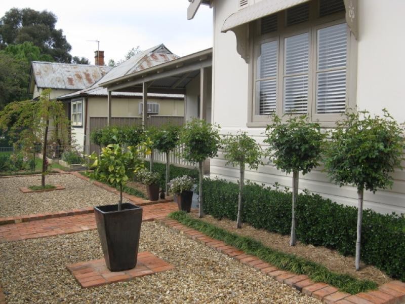 15 Fitzroy Street, Tumut NSW 2720