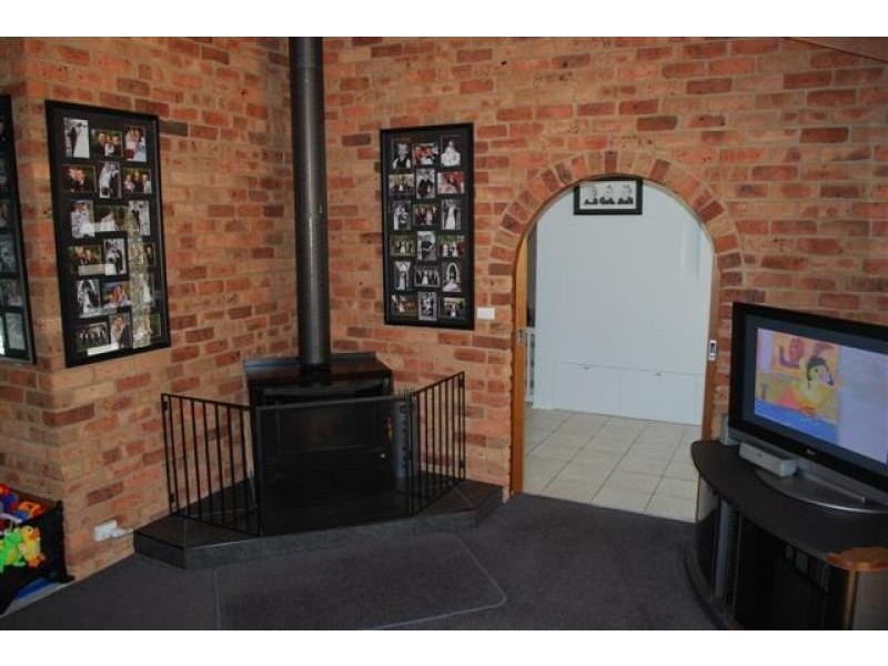 3 Bundarra Crescent, Tumut NSW 2720