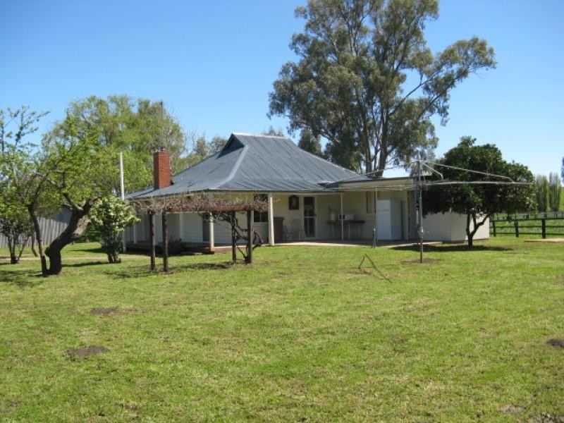 439 Little River Road, Tumut NSW 2720