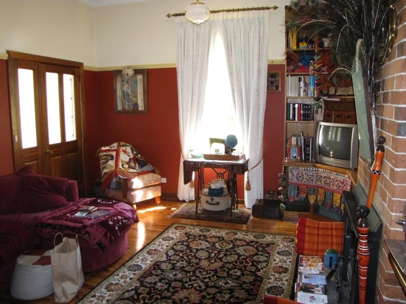 67 Carey Street, Tumut NSW 2720