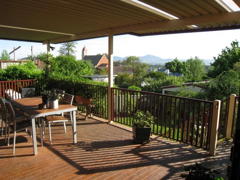 8 Kirk Avenue, Tumut NSW 2720