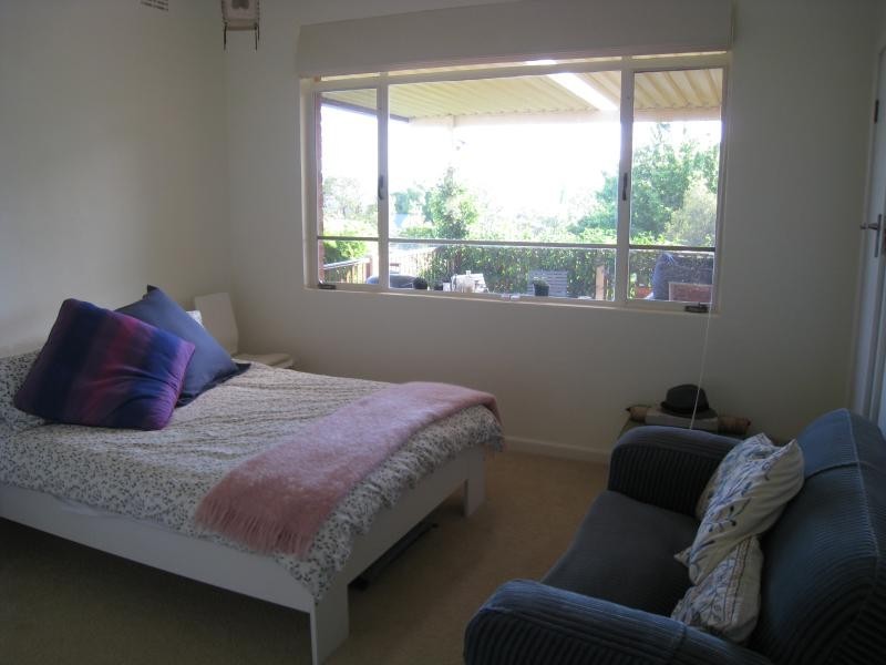 8 Kirk Avenue, Tumut NSW 2720