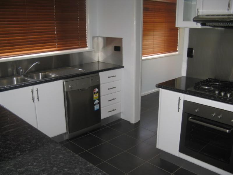 34 Clarke Street, Tumut NSW 2720