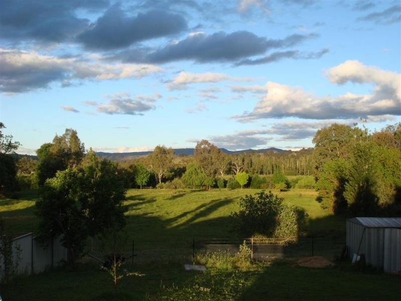 18 Fitzroy Street, Tumut NSW 2720