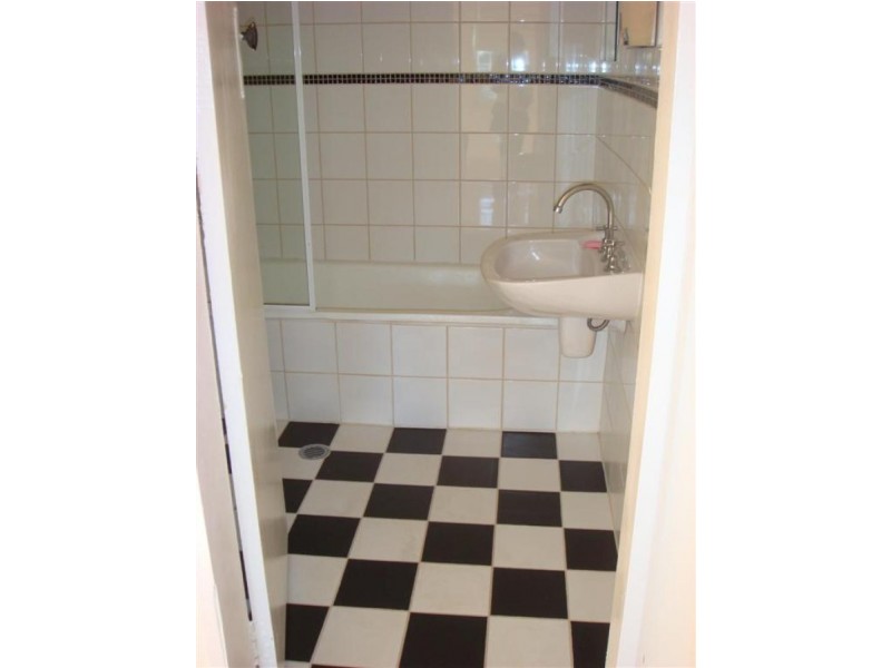 18 Fitzroy Street, Tumut NSW 2720