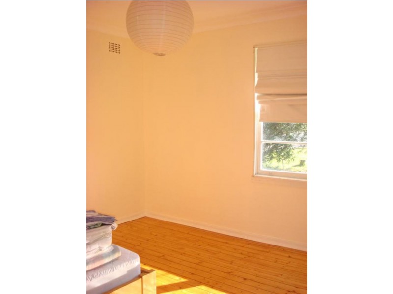 18 Fitzroy Street, Tumut NSW 2720