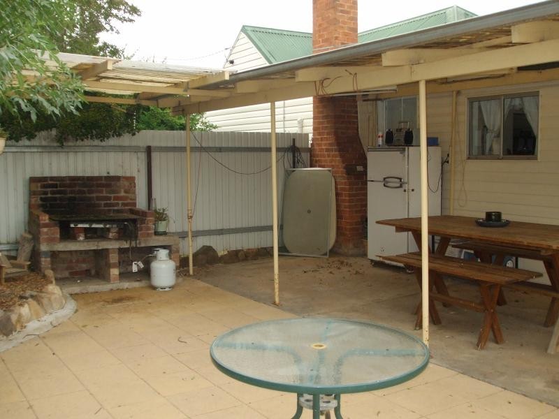 52 Herbert Street, Tumut NSW 2720