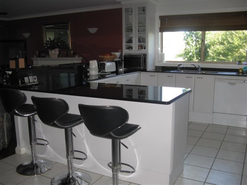 7 Godfrey Street, Tumut NSW 2720