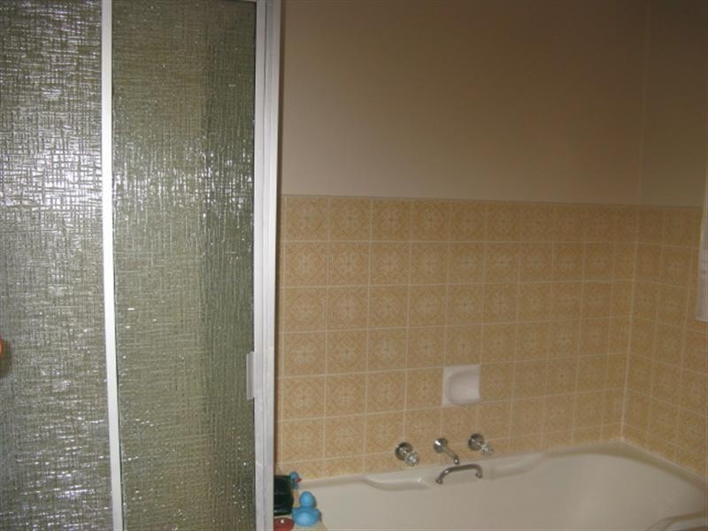 221 Capper Street, Tumut NSW 2720