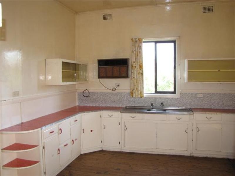 58 Selwyn Street, Adelong NSW 2729