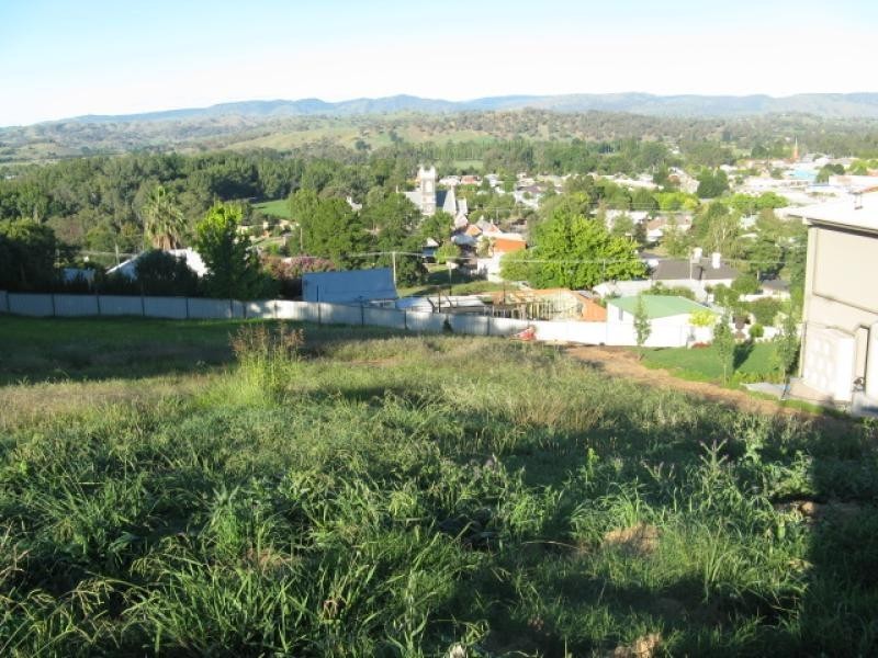 4 Burbury Mews, Tumut NSW 2720