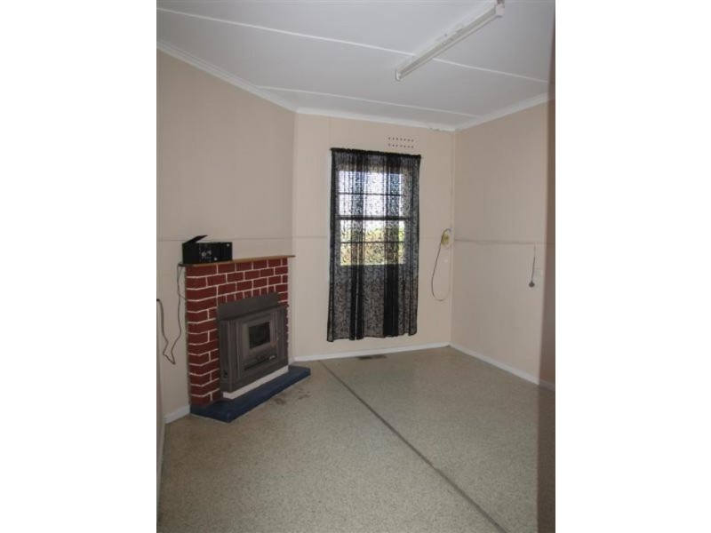 71 Richmond Street, Tumut NSW 2720