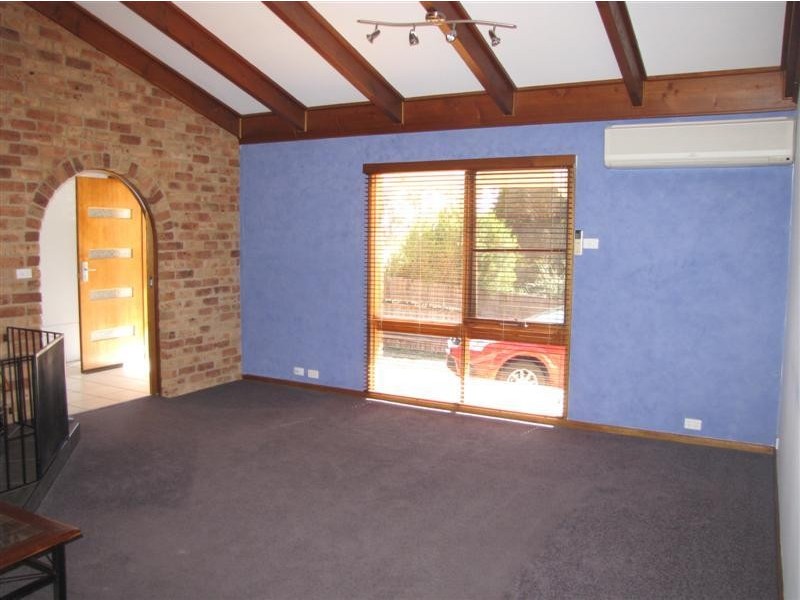3 Bundara Crescent, Tumut NSW 2720