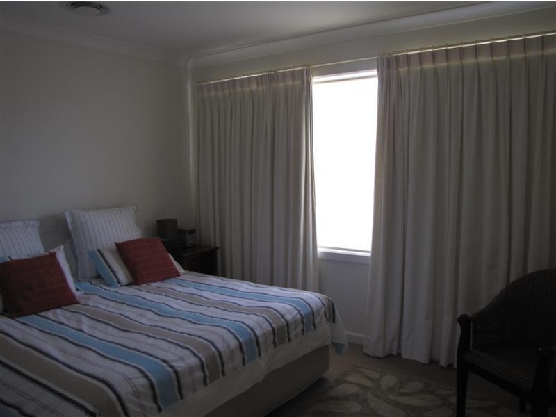 12 Lockeridge Drive, Tumut NSW 2720