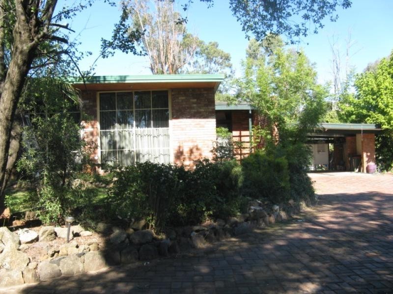 102 Merivale Street, Tumut NSW 2720