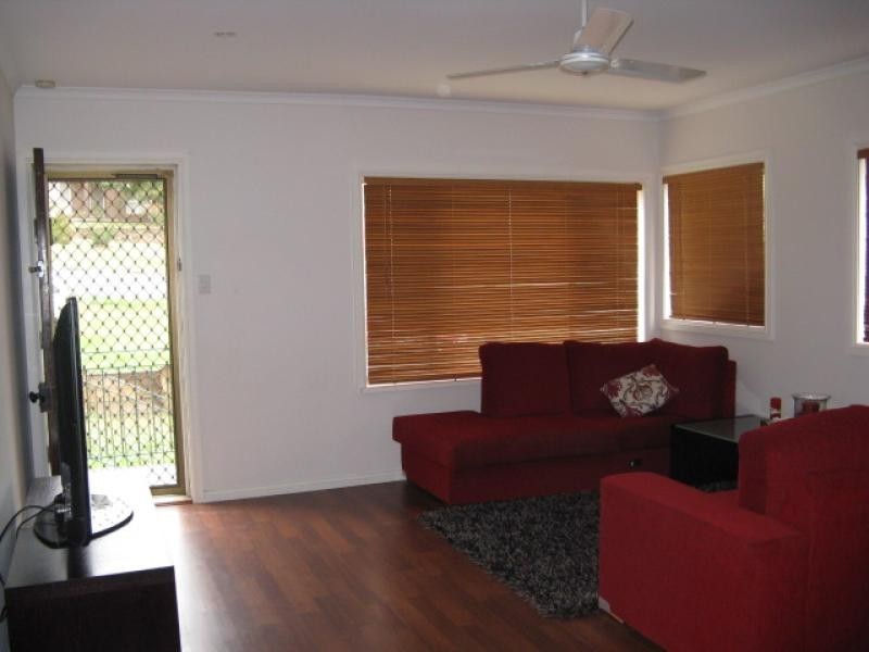 73 Clarke Street, Tumut NSW 2720