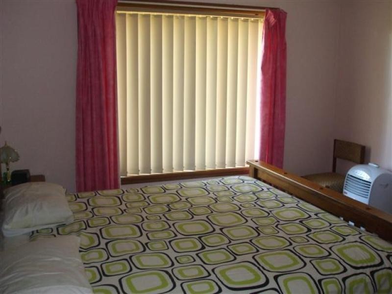 33 Booral Avenue, Tumut NSW 2720