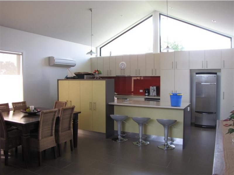12 Lockeridge Drive, Tumut NSW 2720