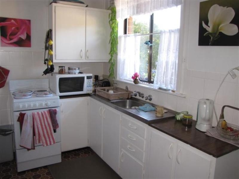 23 Hudson Street, Tumut NSW 2720