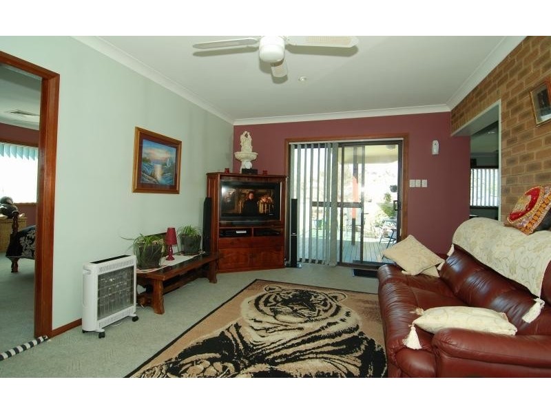 7 Clarence Street, Tumut NSW 2720