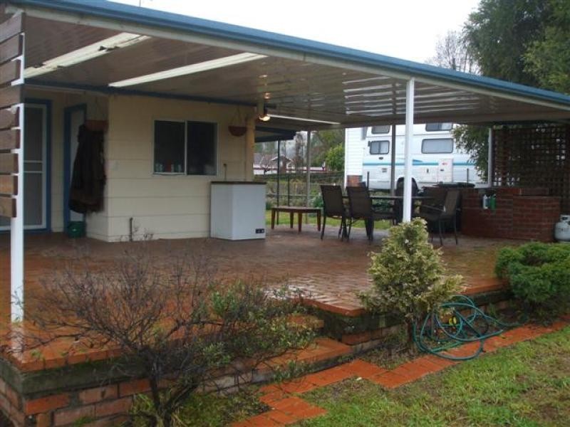 19 Tumut Street, Adelong NSW 2729