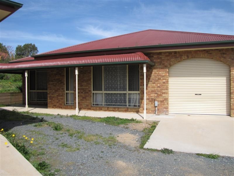Unit 4/7 Capper Street, Tumut NSW 2720
