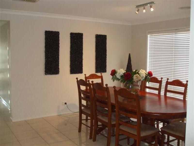 26 Lockeridge Drive, Tumut NSW 2720