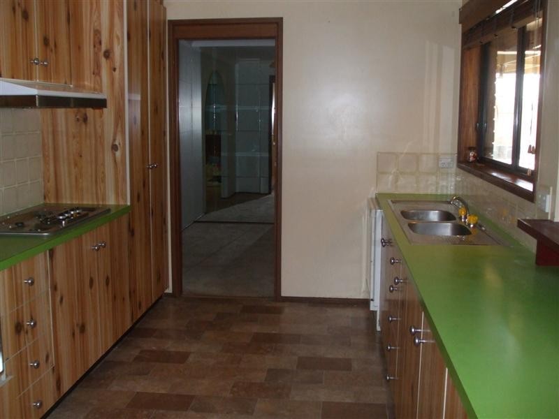 2 Kirra Street, Tumut NSW 2720