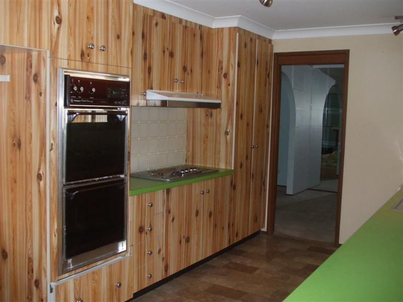 2 Kirra Street, Tumut NSW 2720