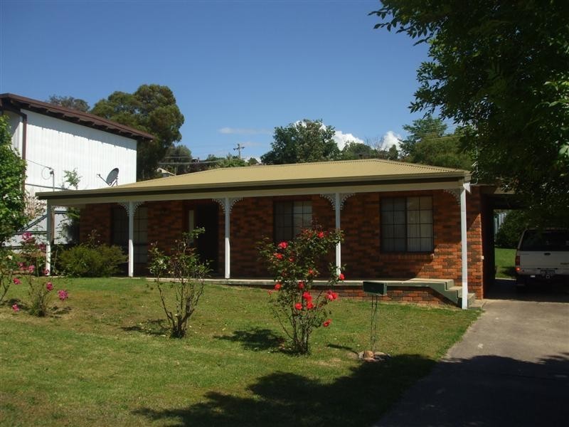 4A Tumut Street, Tumut NSW 2720