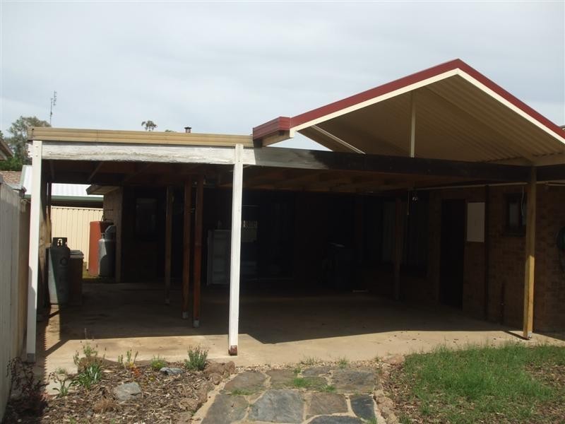 2 Kirra Street, Tumut NSW 2720