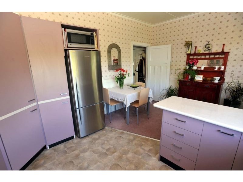 28 Batlow Avenue, Batlow NSW 2730