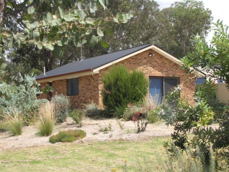 37 Harris Street, Tumut NSW 2720
