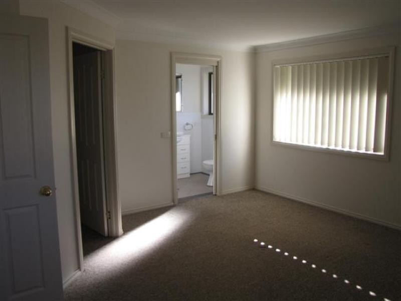 5 Harris Street, Tumut NSW 2720
