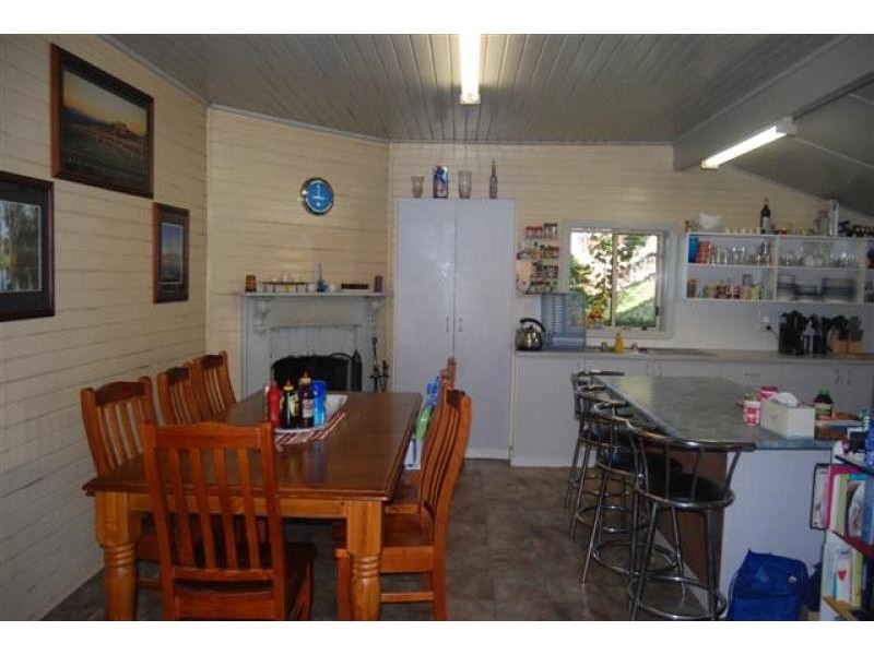 28 Bottlebrush Drive, Tumut NSW 2720