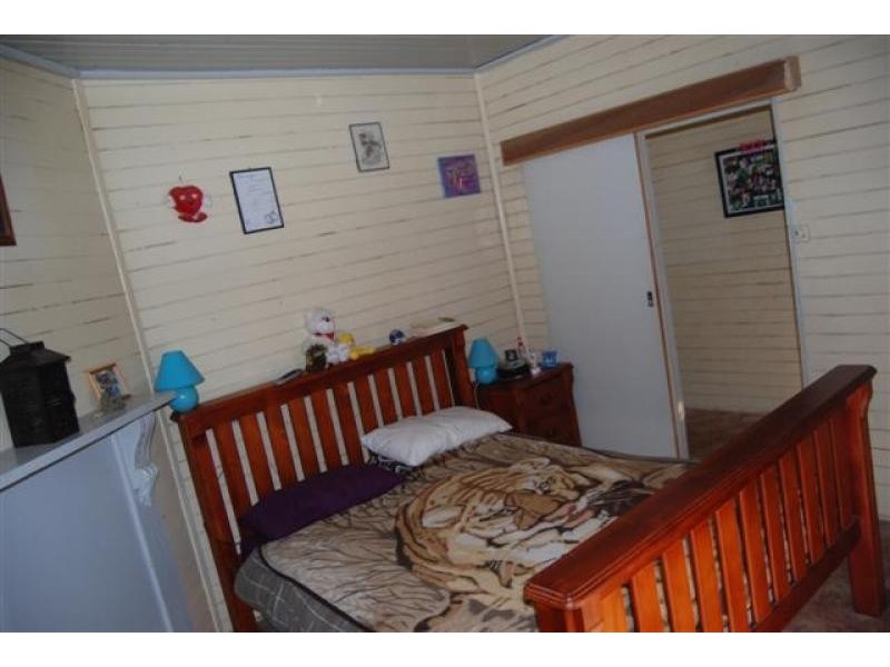 28 Bottlebrush Drive, Tumut NSW 2720