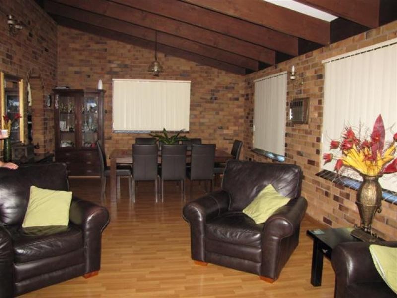 59 Elphick Street, Tumut NSW 2720