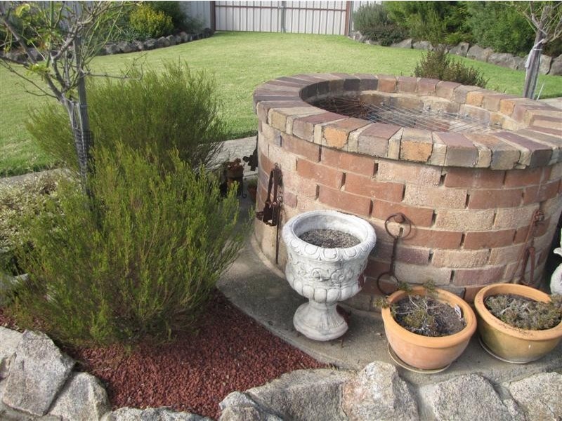 81 Tumut Street, Adelong NSW 2729