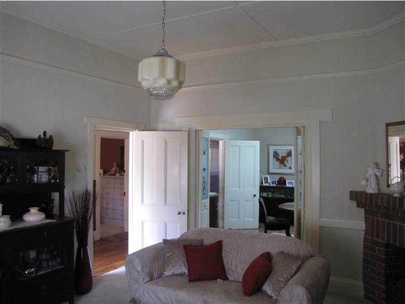 81 Tumut Street, Adelong NSW 2729