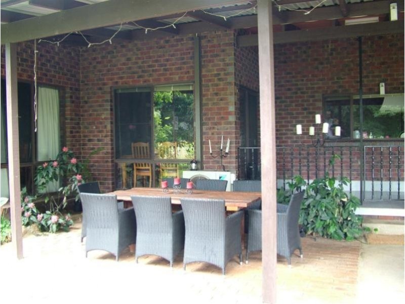 113 West Blowering Road, Tumut NSW 2720