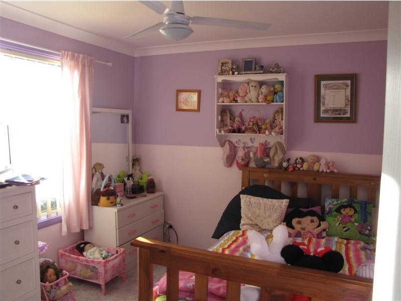 18 Lockhart Street, Adelong NSW 2729