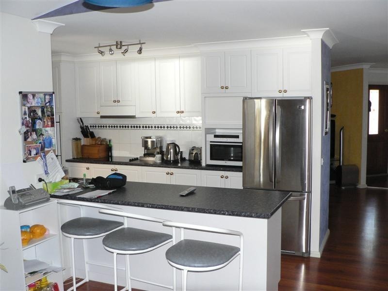 18 Lockhart Street, Adelong NSW 2729