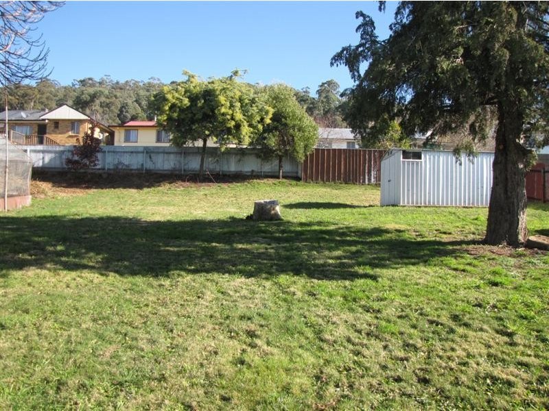 36 Corralyn Avenue, Batlow NSW 2730