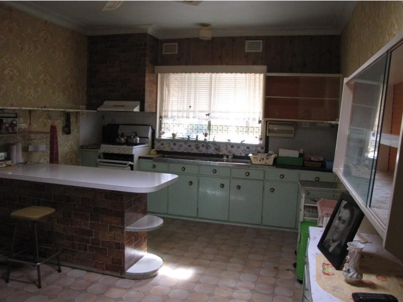36 Corralyn Avenue, Batlow NSW 2730